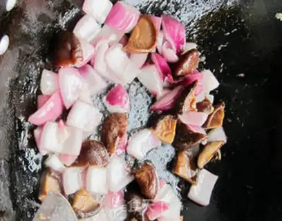 Make Red-burned cattle hooves step 7