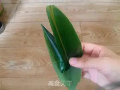 Make Sweet jujube triangle rice dumplings step 11