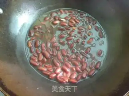 Make Chicken soup and beans step 2