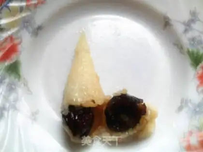 Make Sweet jujube triangle rice dumplings step 19