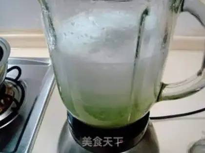 Make Blood Chrysanthemum and Balsam Pear Drink step 5