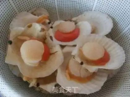 Make Steamed scallops with garlic and vermicelli step 0