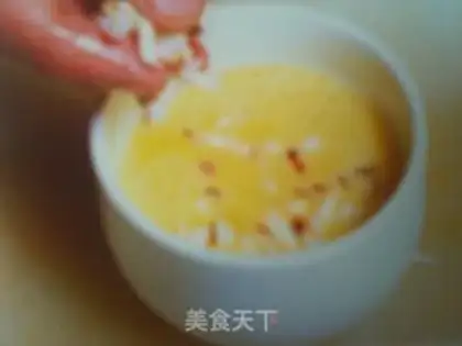 Make Steamed shrimp and crab meat in a tea bowl step 3