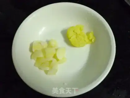 Make Five flowers with potatoes step 5