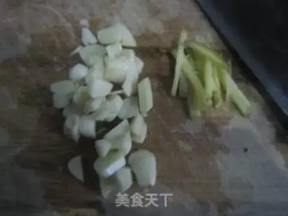 Make Chili chicken claws step 2