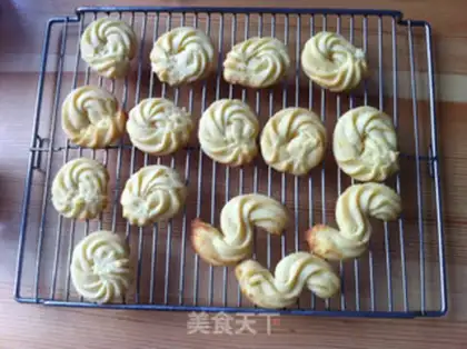 Make Vanilla cookies step 1