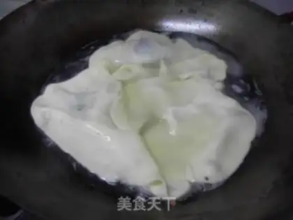 Make Peas and sauce covers step 1