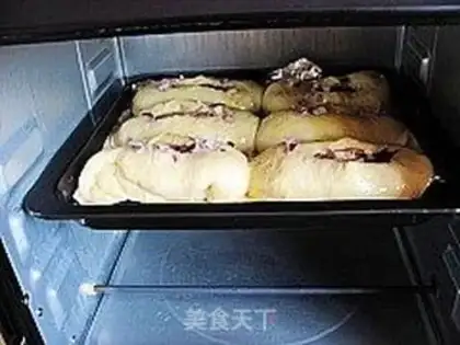 Make Onion bacon bread step 26