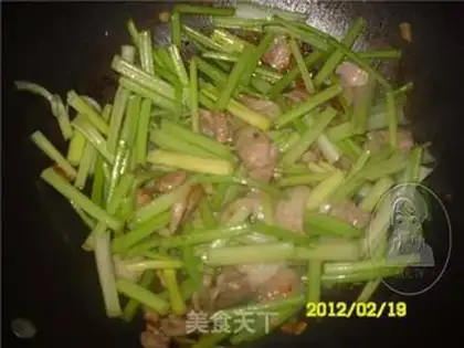 Make Celery fried meat step 5