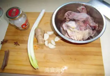 Make Red-cooked chicken step 0