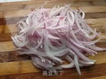 Make The onions mixed the belly step 3