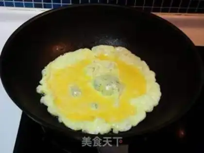 Make Pyramids, fried eggs step 2