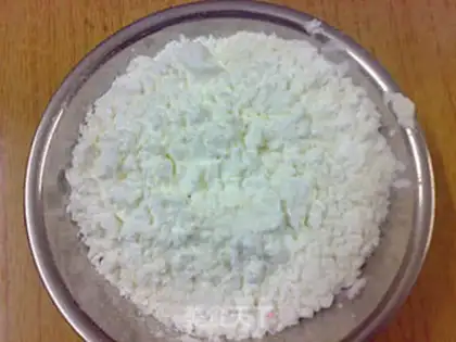 Make Rose egg yolk step 0