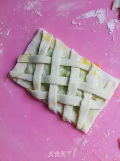 Make Smelt pie step 9
