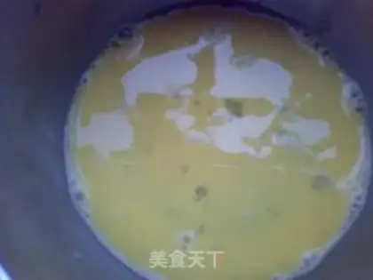 Make Rose egg yolk step 1