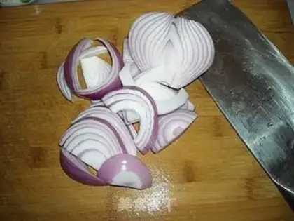 Make Cowboy bones with onions step 1