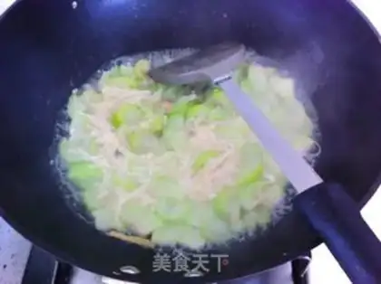 Make Golden mushrooms and silk melons step 7