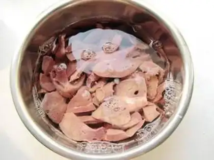 Make Onion fried liver step 0