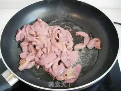 Make Onion fried liver step 3