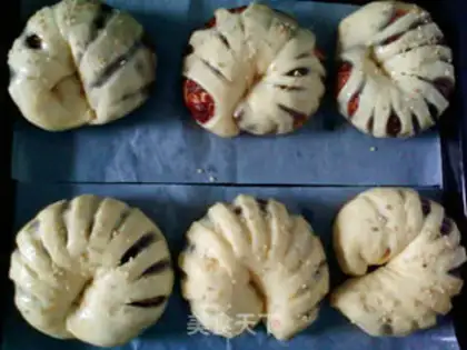 Make Bean-saloon bread step 12