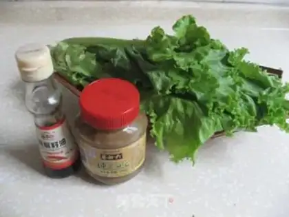 Make Sesame sauce, lettuce step 0