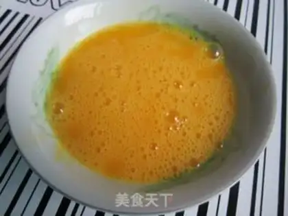 Make E.P.P. Fried omelet step 1
