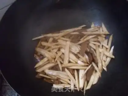 Make White fried meat step 1