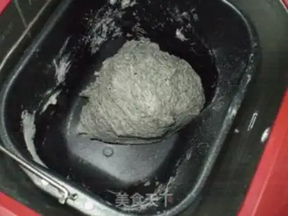 Make Black sesame rolls step 4