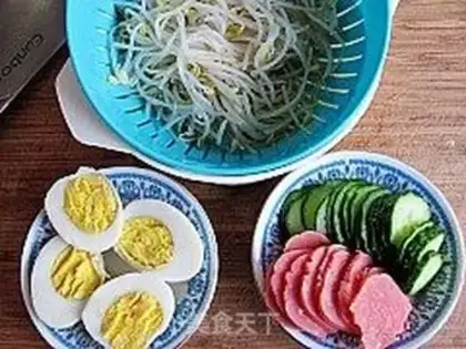 Make Korean soup noodles step 4