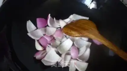 Make Pumpkin onions step 4