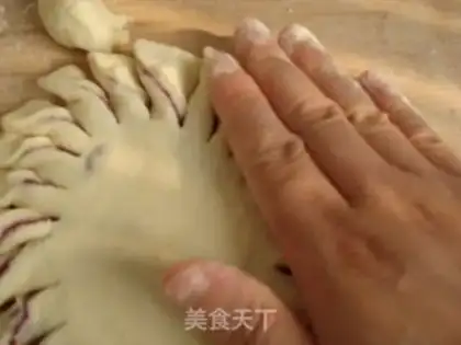 Make Sunflower potato step 11