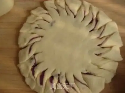 Make Sunflower potato step 12