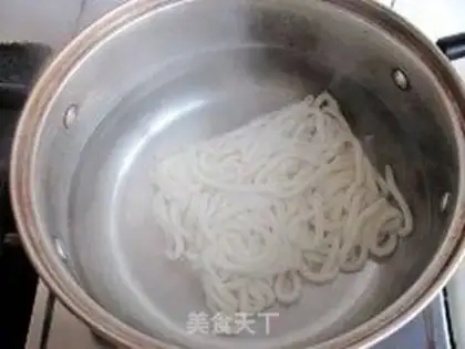 Make Korean soup noodles step 10