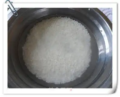 Make Sanbao green bean congee step 4