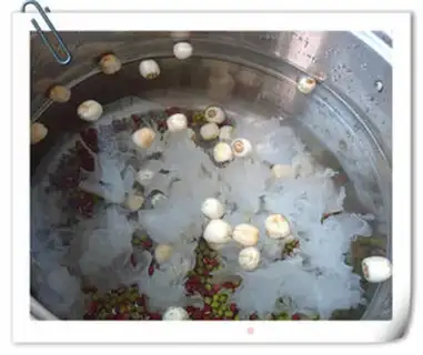 Make Sanbao green bean congee step 5