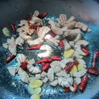 Make Spicy waist flowers step 6