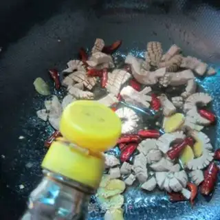 Make Spicy waist flowers step 7