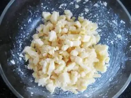 Make Coconut apple pie step 4