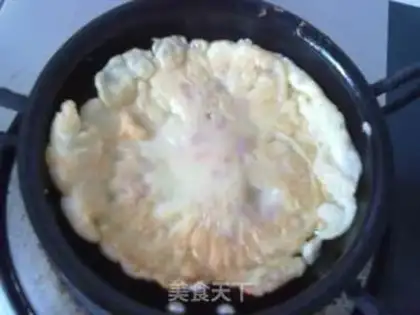 Make Egg hamcake step 6