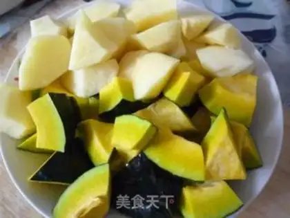 Make Potato-covered rice step 1