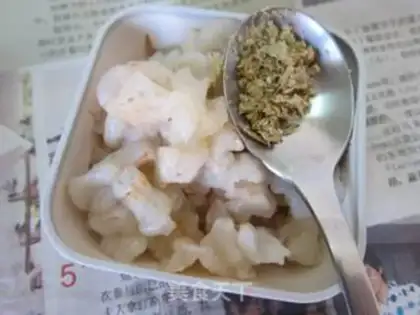 Make Triple-smelt fried dumplings step 2