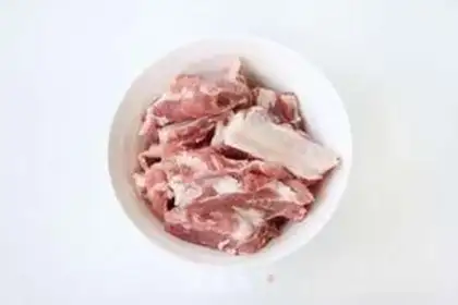 Make Sour casserole steak step 1
