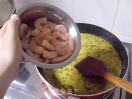 Make Curry shrimp pasta step 8