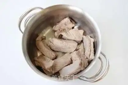 Make Sour casserole steak step 9