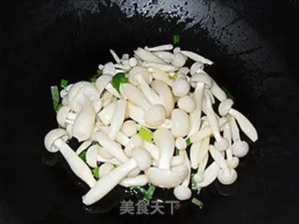 Make White mushroom egg soup step 3