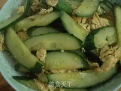Make Eggs fried with cucumbers step 4