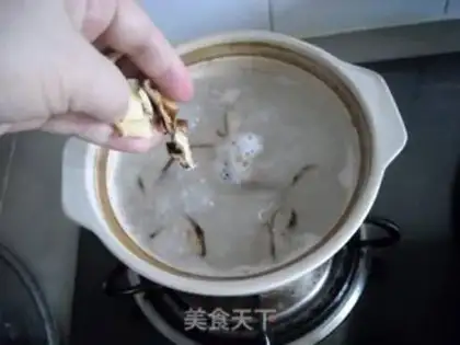Make Egg shrimp congee step 9