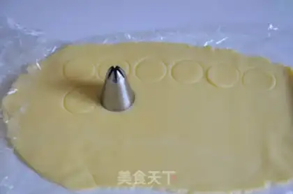 Make Button cookie step 5