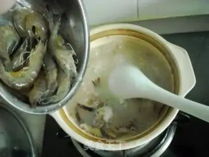 Make Egg shrimp congee step 12