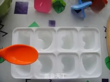 Make Fruit popsicle step 4